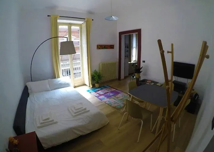 A Casa Di Garibaldi アパート トリノ